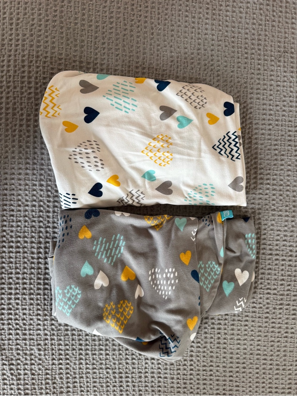 Kids Heart Print Feeding Covers- Gray & White